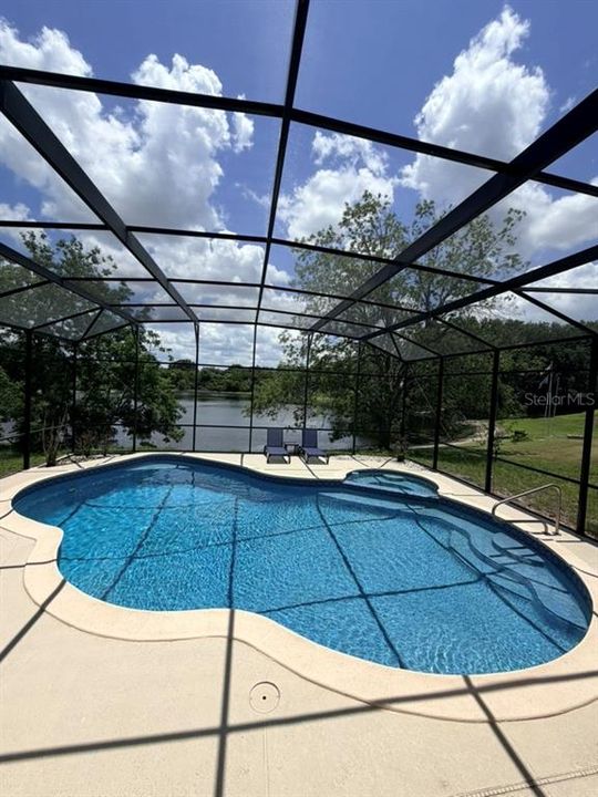 For Rent: $3,500 (4 beds, 2 baths, 2492 Square Feet)