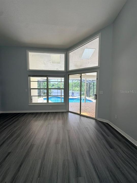 For Rent: $3,500 (4 beds, 2 baths, 2492 Square Feet)