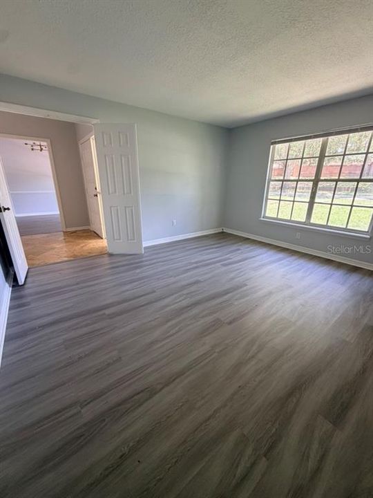 For Rent: $3,500 (4 beds, 2 baths, 2492 Square Feet)