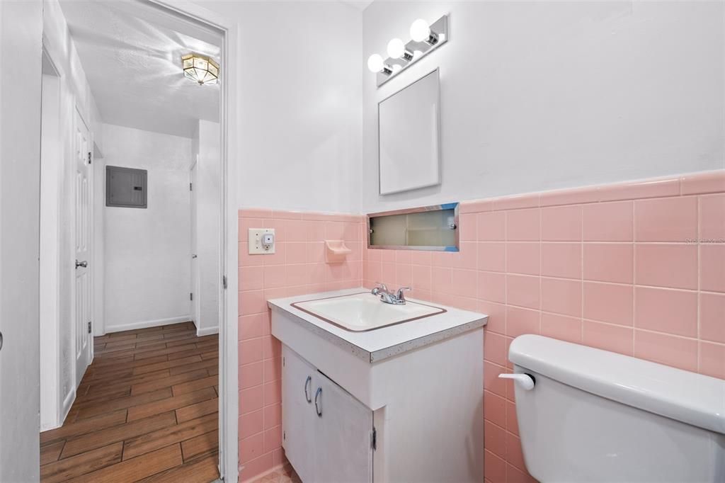 На продажу: $375,000 (5 спален, 3 ванн, 2199 Квадратных фут)
