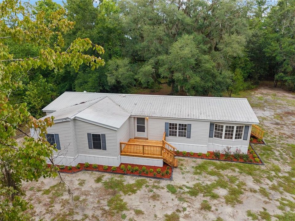 For Sale: $295,000 (4 beds, 2 baths, 1961 Square Feet)