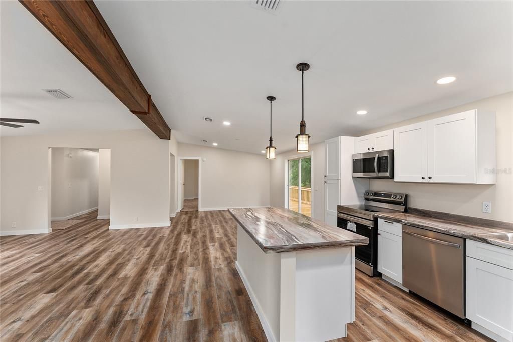 For Sale: $295,000 (4 beds, 2 baths, 1961 Square Feet)