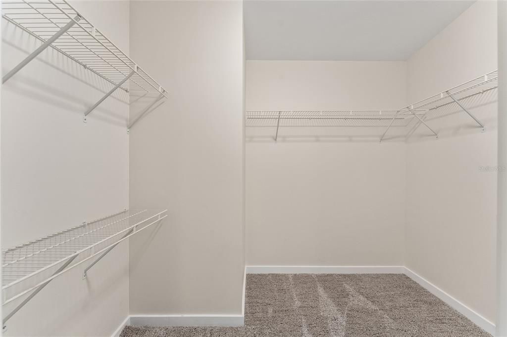 For Sale: $295,000 (4 beds, 2 baths, 1961 Square Feet)