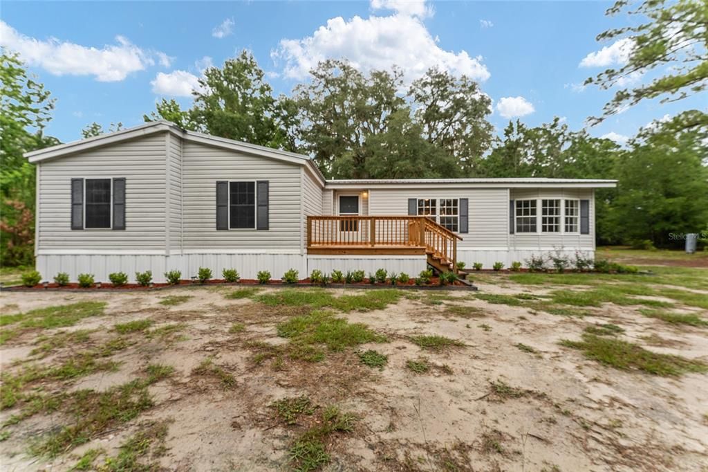 For Sale: $295,000 (4 beds, 2 baths, 1961 Square Feet)