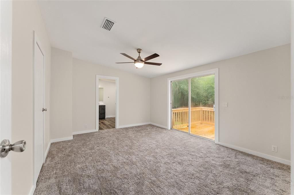 For Sale: $295,000 (4 beds, 2 baths, 1961 Square Feet)