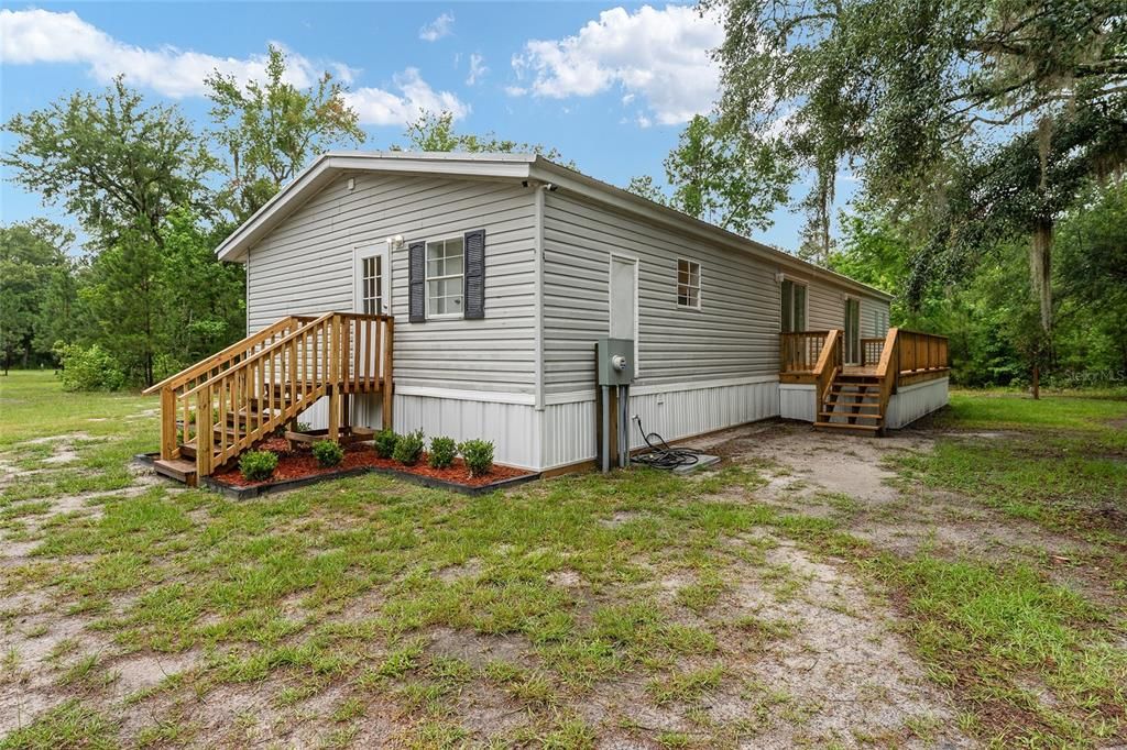 For Sale: $295,000 (4 beds, 2 baths, 1961 Square Feet)
