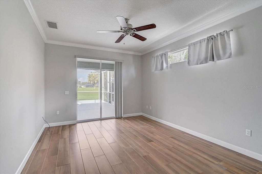 For Sale: $490,000 (3 beds, 2 baths, 1676 Square Feet)