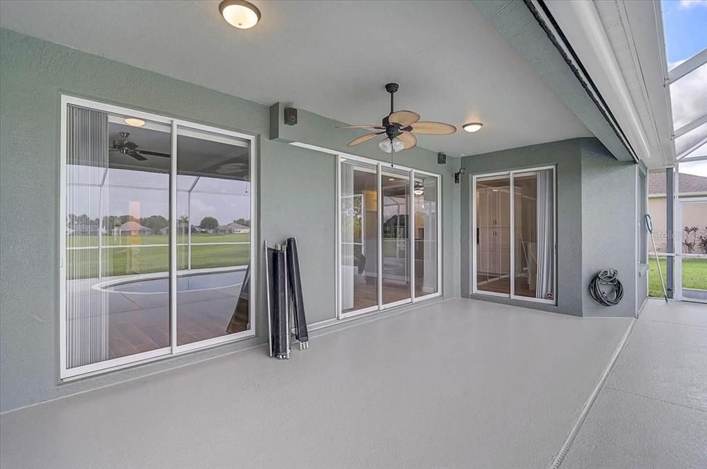 For Sale: $490,000 (3 beds, 2 baths, 1676 Square Feet)