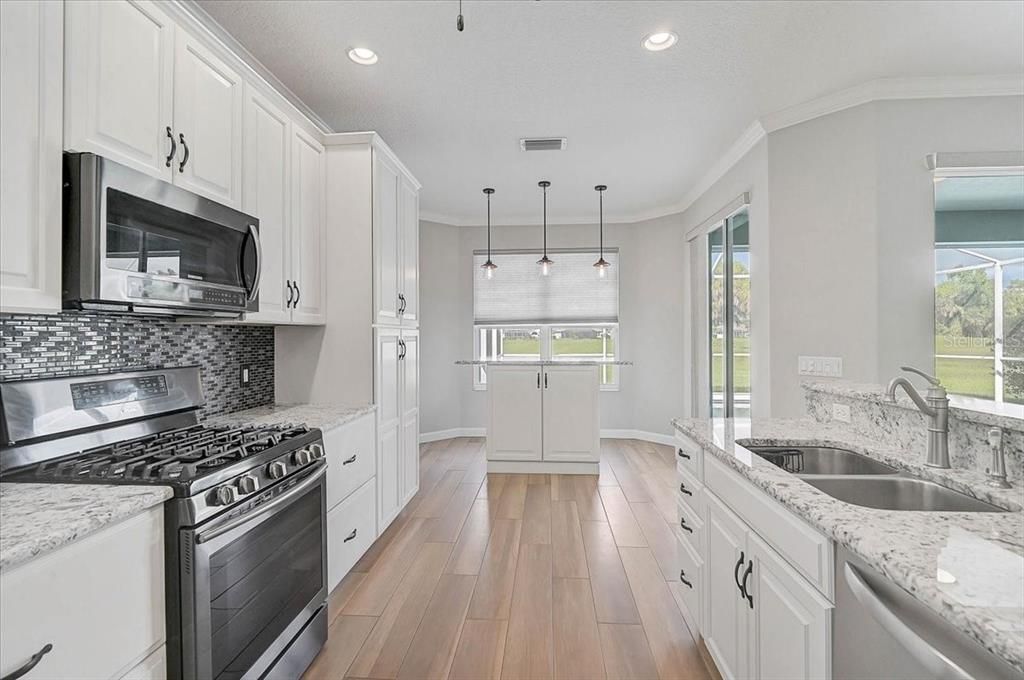 For Sale: $490,000 (3 beds, 2 baths, 1676 Square Feet)