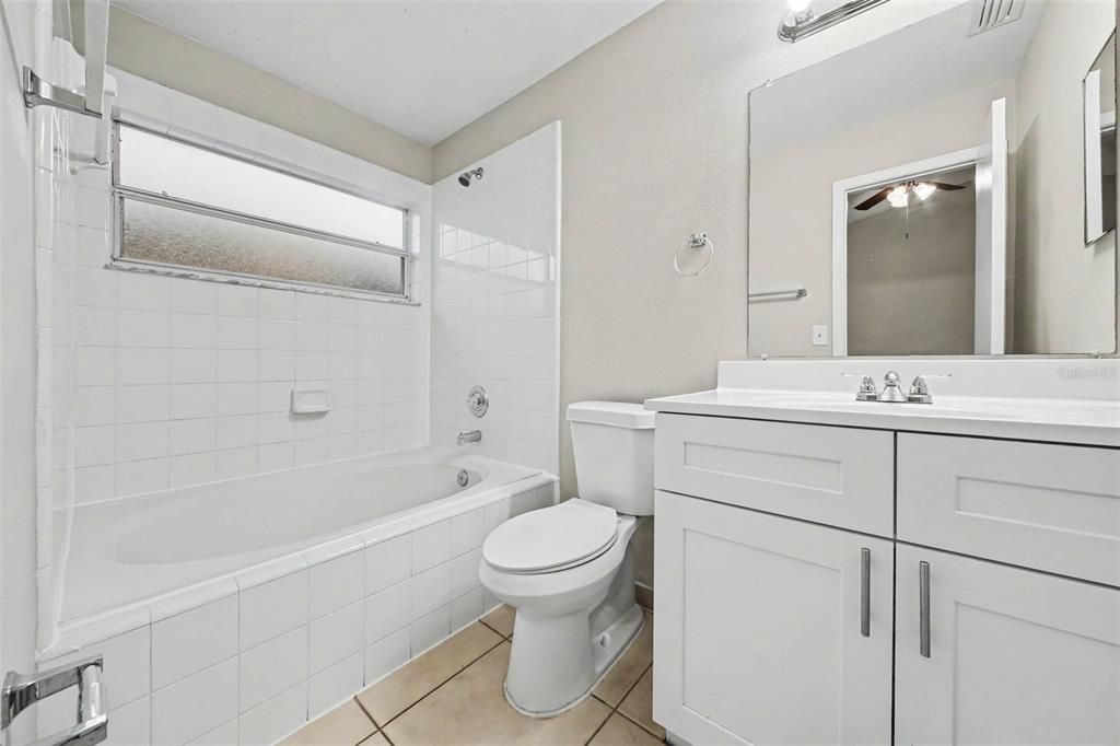 En Venta: $319,900 (3 camas, 2 baños, 1149 Pies cuadrados)