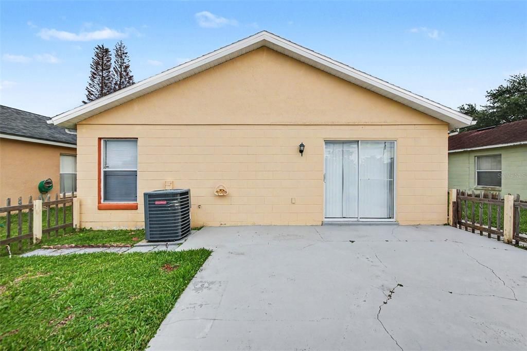 En Venta: $319,900 (3 camas, 2 baños, 1149 Pies cuadrados)