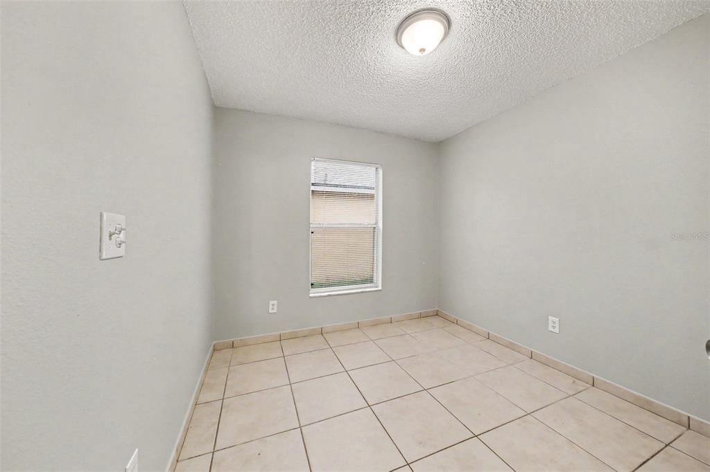 En Venta: $319,900 (3 camas, 2 baños, 1149 Pies cuadrados)