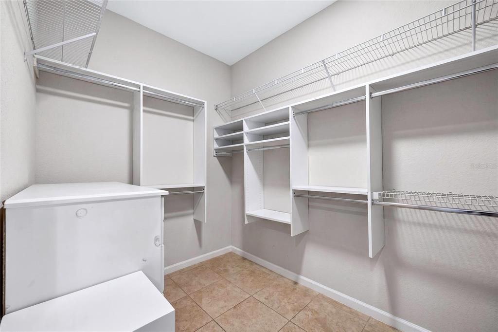 En Venta: $455,000 (3 camas, 2 baños, 2079 Pies cuadrados)