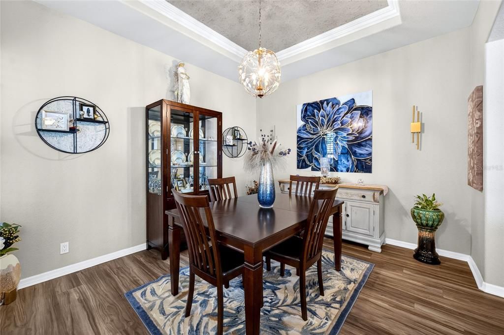 En Venta: $455,000 (3 camas, 2 baños, 2079 Pies cuadrados)