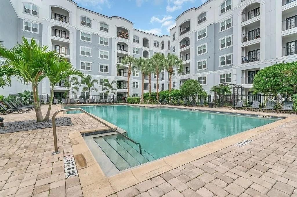 В аренду: $2,400 (2 спален, 2 ванн, 1459 Квадратных фут)