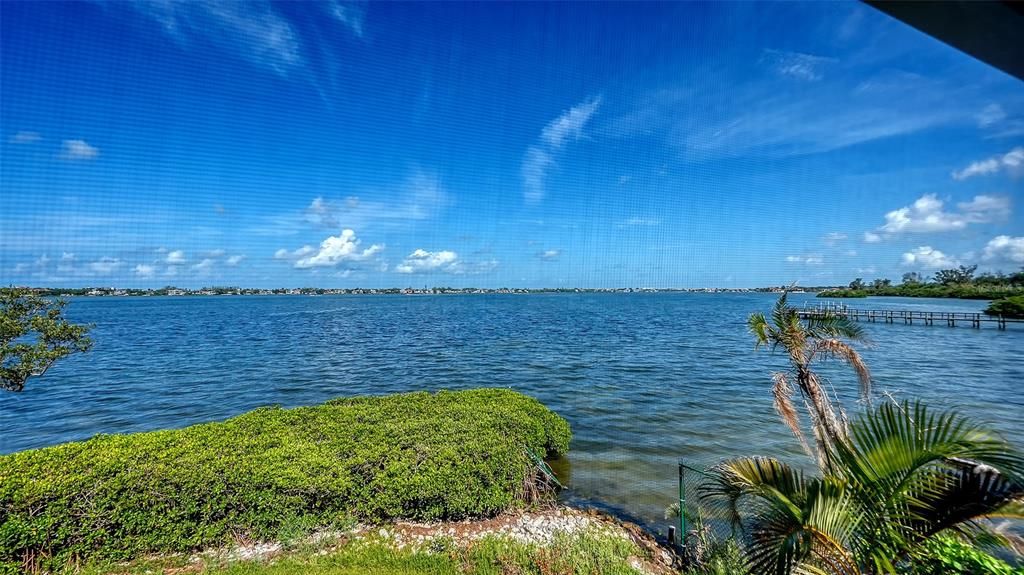 En Venta: $530,000 (2 camas, 2 baños, 1219 Pies cuadrados)