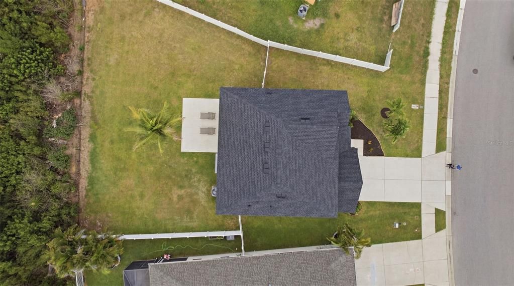 For Sale: $349,900 (3 beds, 2 baths, 2242 Square Feet)