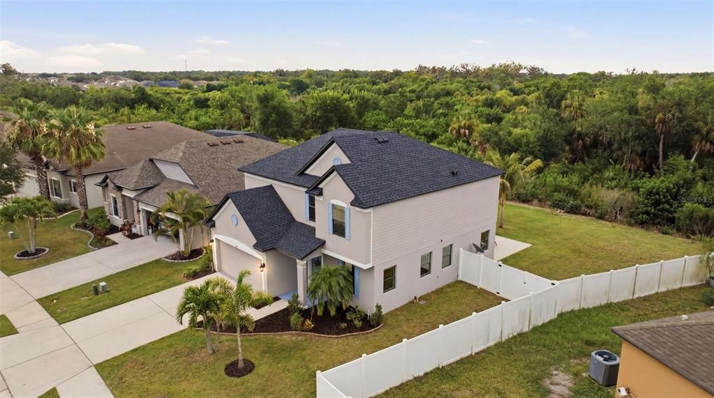 For Sale: $349,900 (3 beds, 2 baths, 2242 Square Feet)