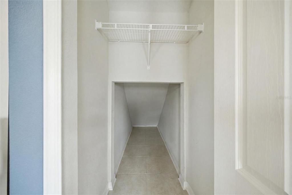 For Sale: $349,900 (3 beds, 2 baths, 2242 Square Feet)