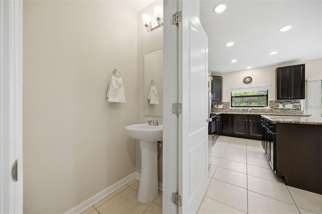 For Sale: $349,900 (3 beds, 2 baths, 2242 Square Feet)