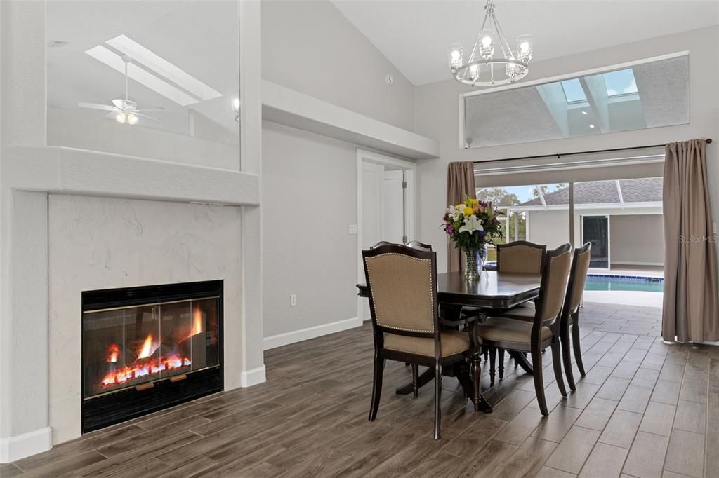 For Sale: $715,000 (5 beds, 2 baths, 3003 Square Feet)