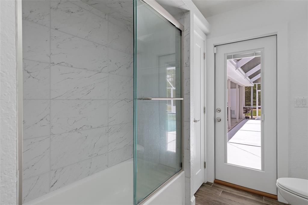 For Sale: $715,000 (5 beds, 2 baths, 3003 Square Feet)