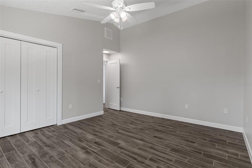 For Sale: $715,000 (5 beds, 2 baths, 3003 Square Feet)
