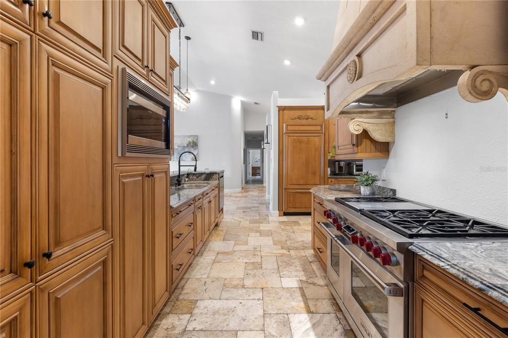 На продажу: $1,695,000 (4 спален, 3 ванн, 3805 Квадратных фут)