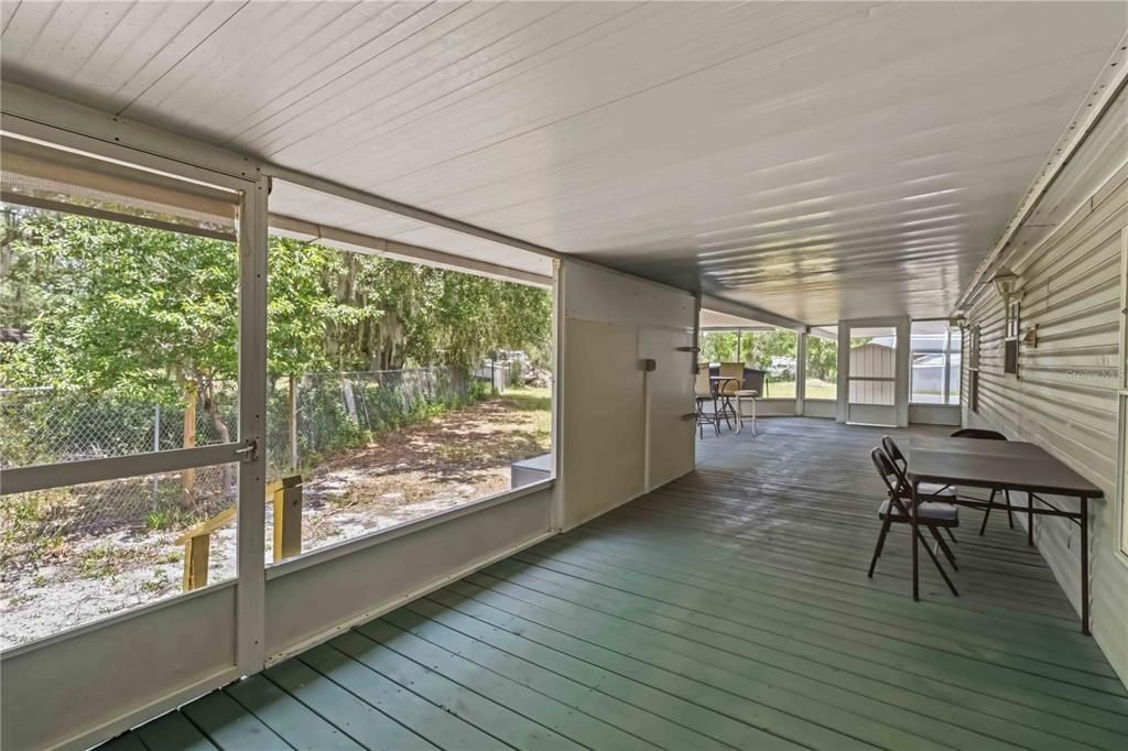 For Sale: $415,000 (3 beds, 2 baths, 1716 Square Feet)