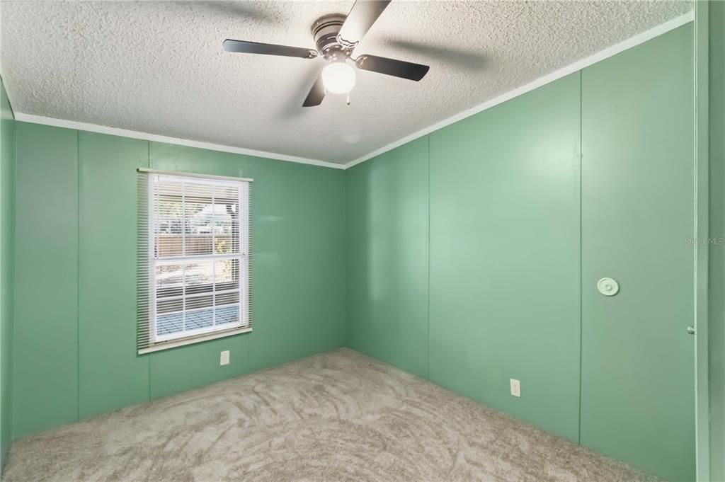For Sale: $415,000 (3 beds, 2 baths, 1716 Square Feet)
