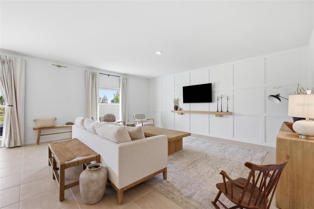 For Sale: $500,000 (5 beds, 3 baths, 2765 Square Feet)