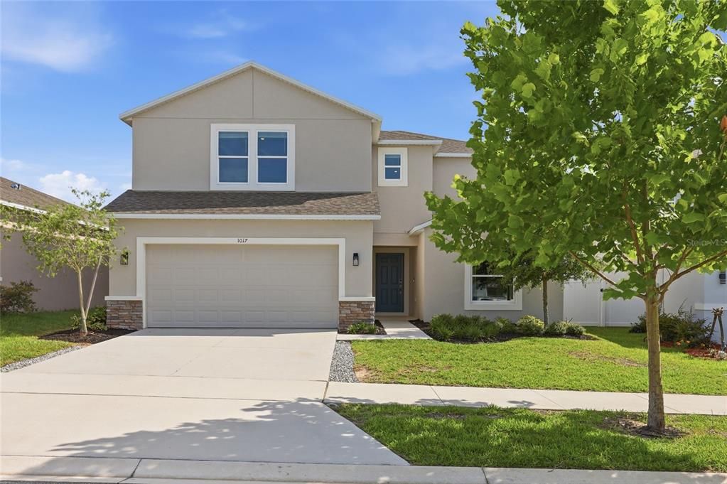 For Sale: $500,000 (5 beds, 3 baths, 2765 Square Feet)