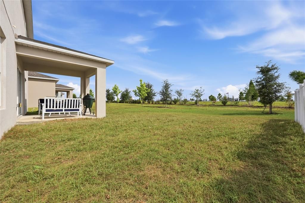 For Sale: $500,000 (5 beds, 3 baths, 2765 Square Feet)