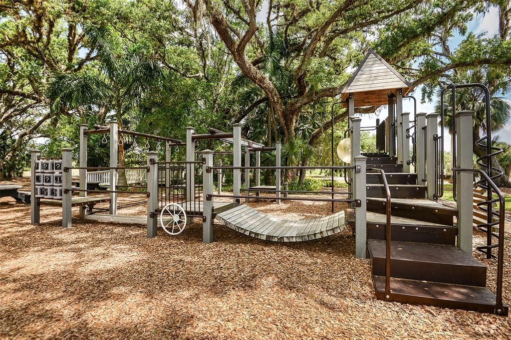 For Sale: $457,283 (3 beds, 2 baths, 2079 Square Feet)