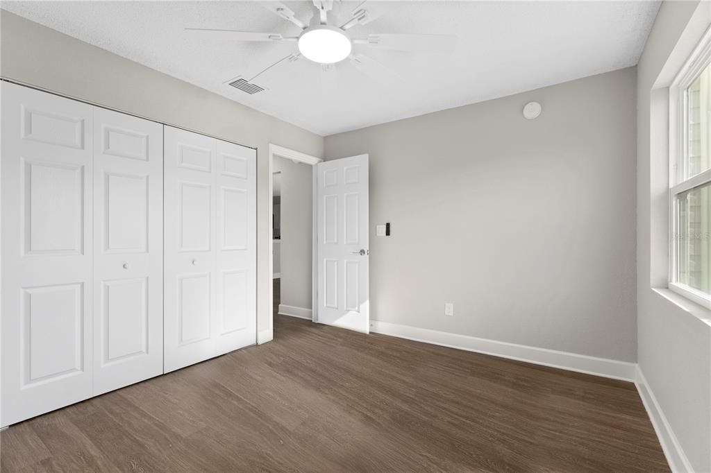 For Sale: $115,000 (1 beds, 1 baths, 680 Square Feet)