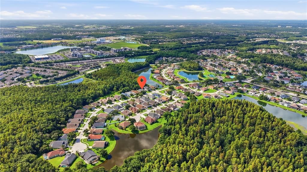 Под контрактом: $434,900 (4 спален, 2 ванн, 2390 Квадратных фут)