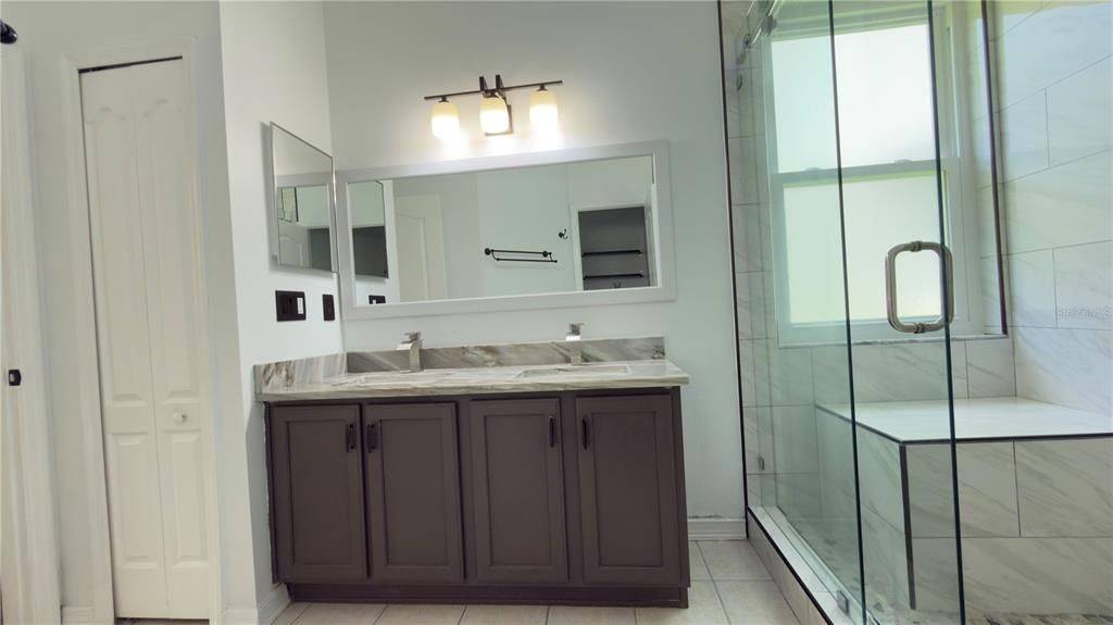 For Sale: $479,000 (4 beds, 2 baths, 2390 Square Feet)