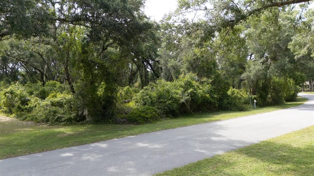 For Sale: $495,000 (1.03 acres)