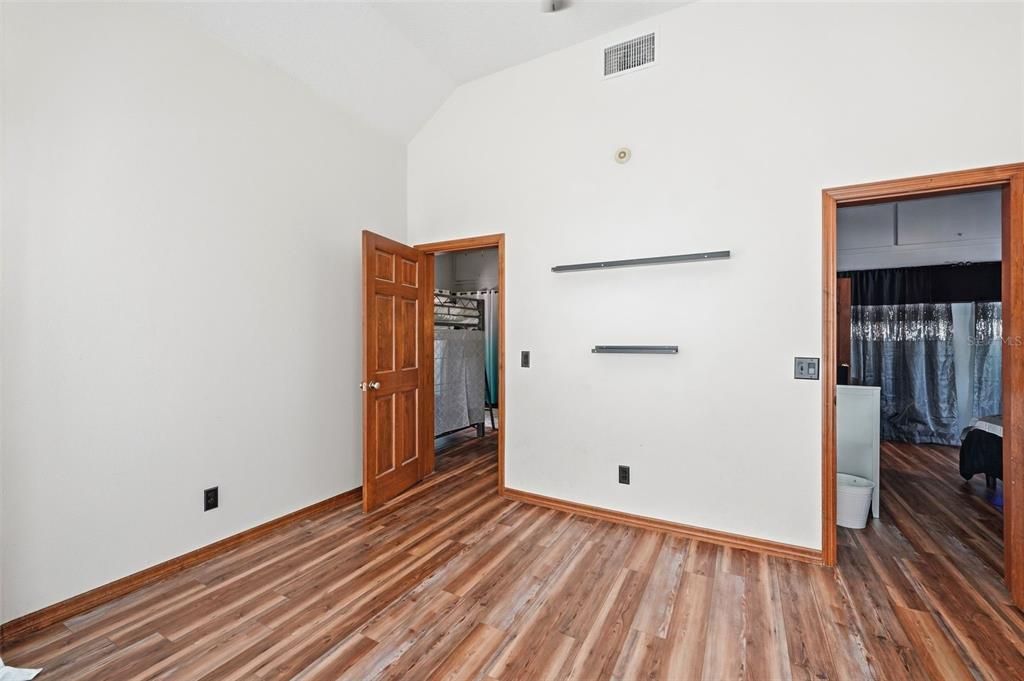 For Sale: $875,000 (5 beds, 3 baths, 3408 Square Feet)