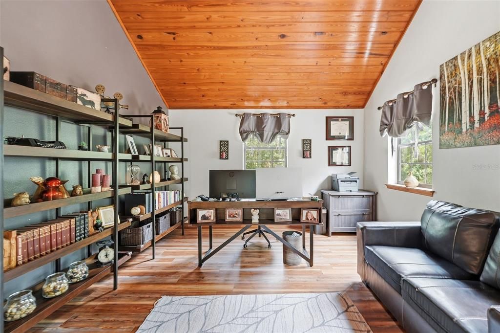For Sale: $875,000 (5 beds, 3 baths, 3408 Square Feet)