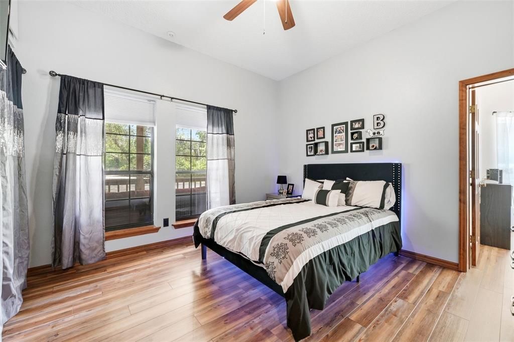 For Sale: $875,000 (5 beds, 3 baths, 3408 Square Feet)
