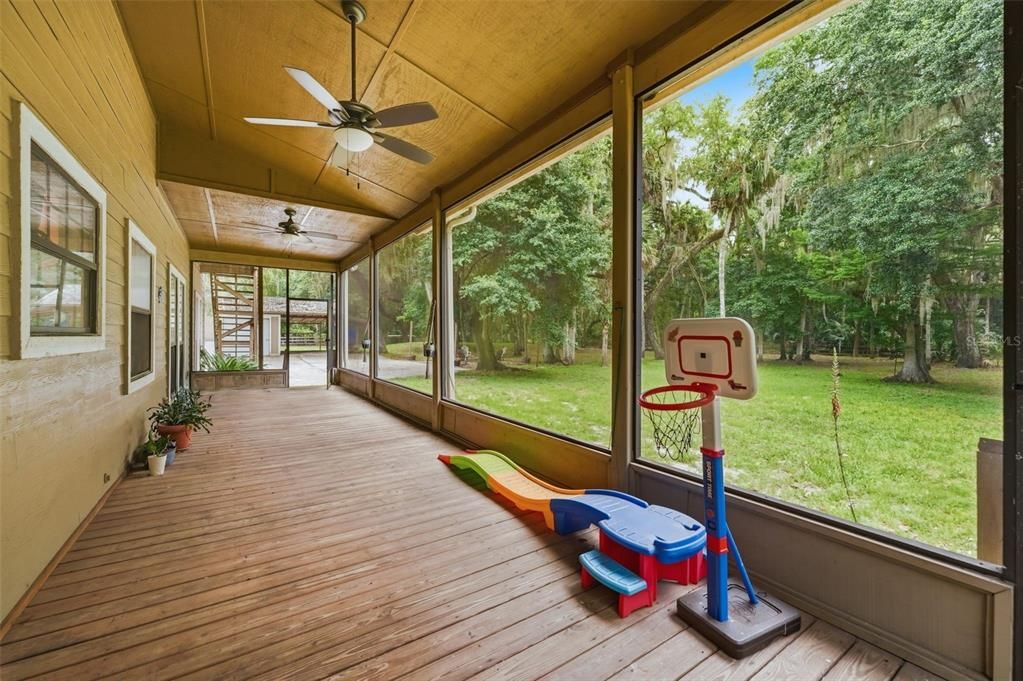 For Sale: $875,000 (5 beds, 3 baths, 3408 Square Feet)