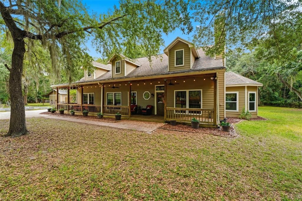 For Sale: $875,000 (5 beds, 3 baths, 3408 Square Feet)