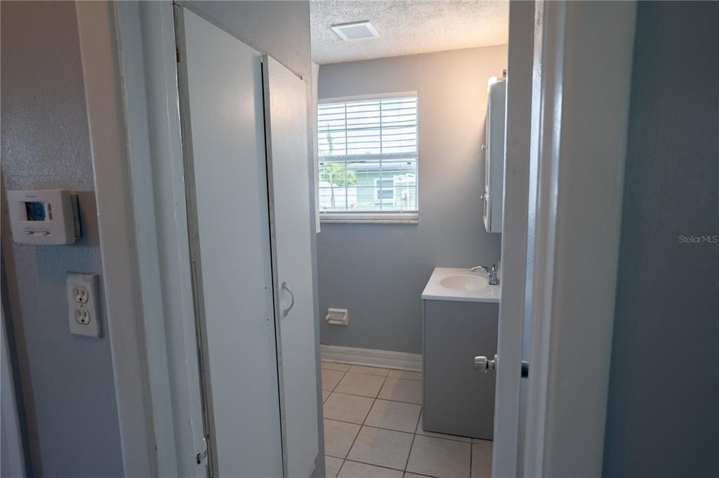 En Venta: $305,000 (3 camas, 1 baños, 1193 Pies cuadrados)