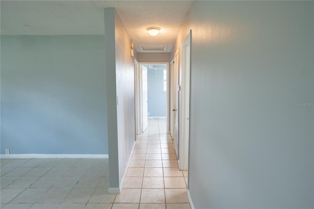 En Venta: $305,000 (3 camas, 1 baños, 1193 Pies cuadrados)