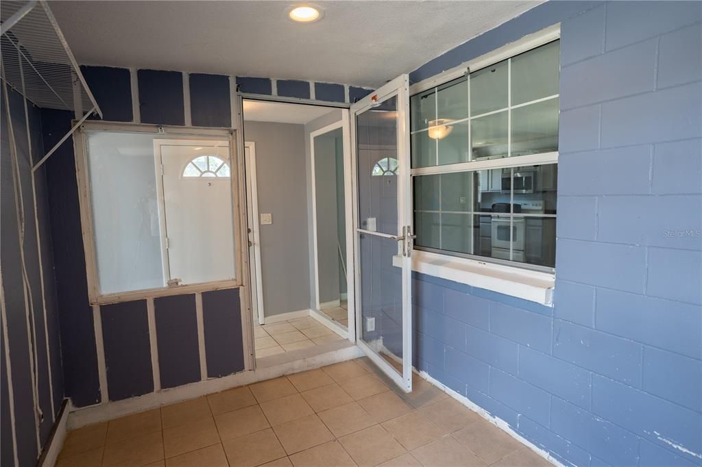 En Venta: $305,000 (3 camas, 1 baños, 1193 Pies cuadrados)