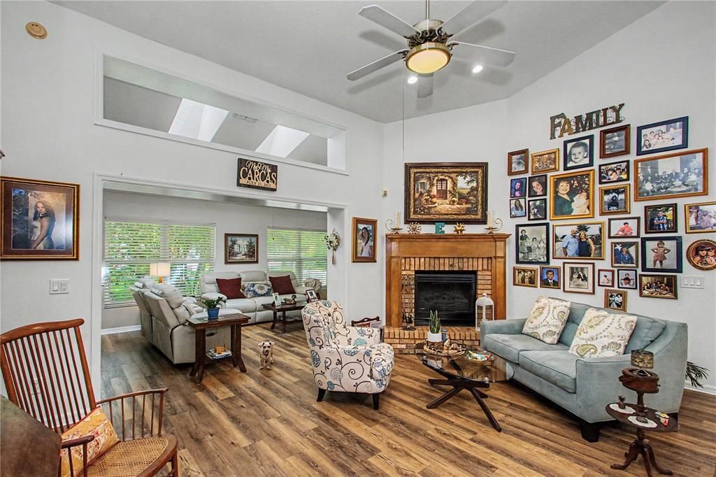 For Sale: $410,000 (3 beds, 2 baths, 2013 Square Feet)