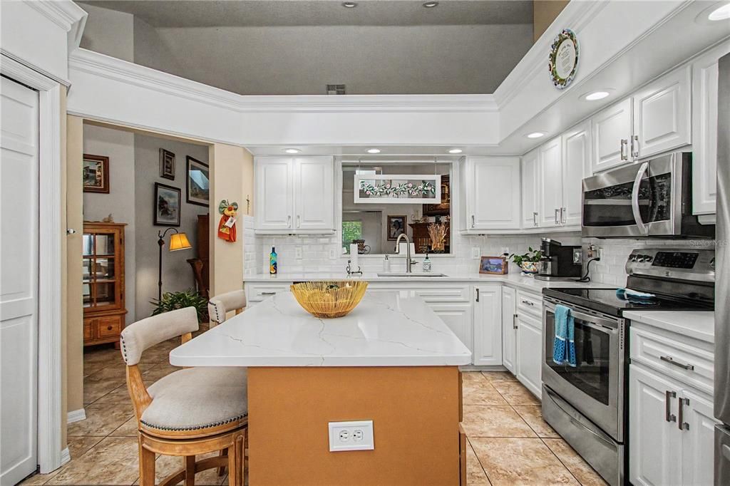 For Sale: $410,000 (3 beds, 2 baths, 2013 Square Feet)