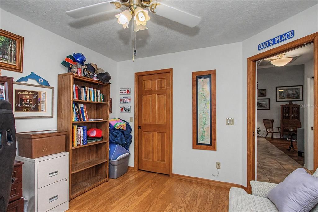 For Sale: $410,000 (3 beds, 2 baths, 2013 Square Feet)