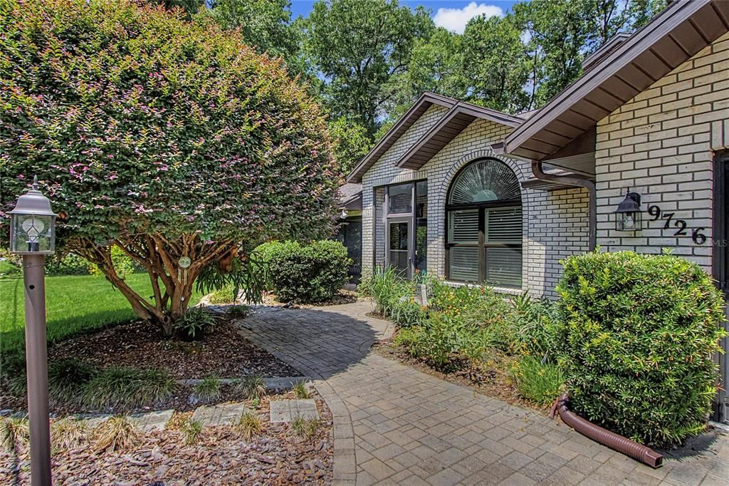 For Sale: $410,000 (3 beds, 2 baths, 2013 Square Feet)